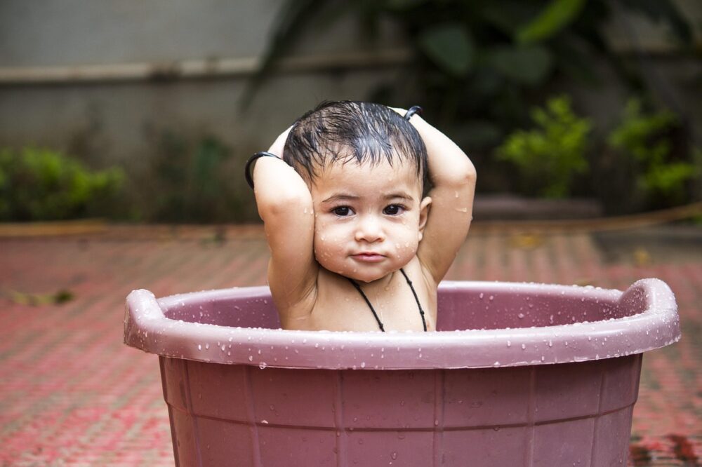 21 Ways to Soothe Your Overtired Baby to Sleep Quickly 4